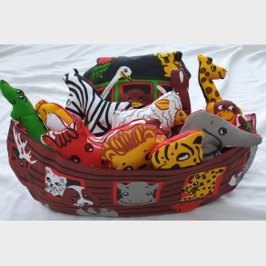 Noahs Ark med dyr - frdigsyet