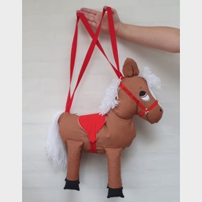 Hest med seler, hvid man/hale - frdigsyet