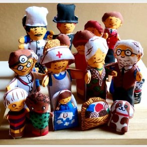 16 fingerdukker - frdigsyet