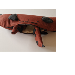 Gravhund med 2 hvalpe